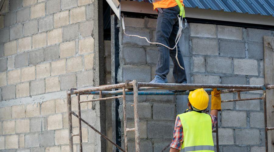 Professional gutter cleaning in Northwood, NH